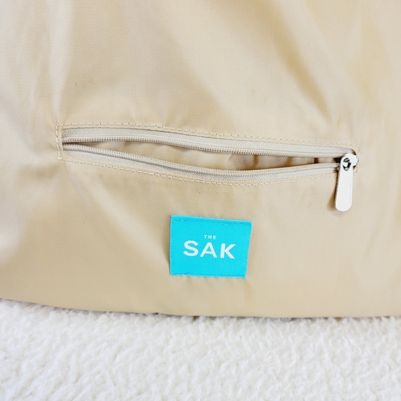 SEE NEW LISTING The Sak Crochet Knit Crossbody Pocketbook - Picture 10 of 13